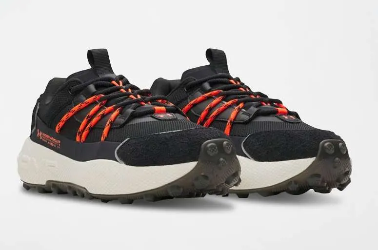 UNDER ARMOUR Zapatillas de entrenamiento de piel Fat Tire - Negro. Nº del 36 al 47.5