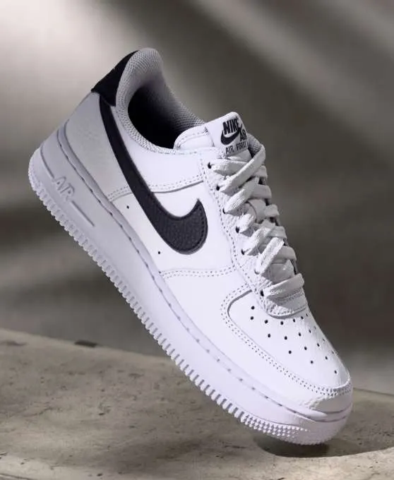 Nike Air Force 1 07